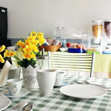 Maison Genevois 3 Bed & Breakfast Roma