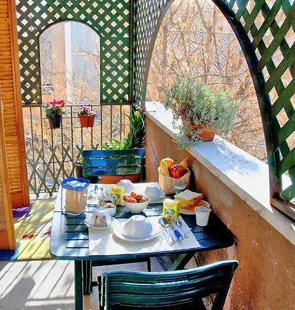 Maison Genevois 3 Bed & Breakfast